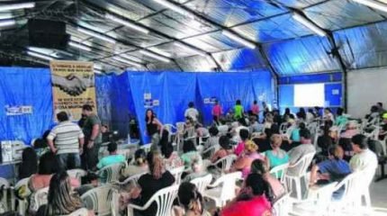 EPIDEMIA: o município registra 5.862 casos de dengue notificados. Pacientes aguardam por consulta no CTH