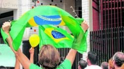 De acordo com a PM, cerca de quatro mil pessoas participaram da manifestação do dia 15 de março em Rio Claro