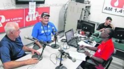 O ex-jogador e coordenador do projeto, Álvaro Pacheco, em entrevista durante o programa Jornal de Esportes, da Excelsior JP