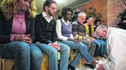 Lavagem dos pés exprime a humildade