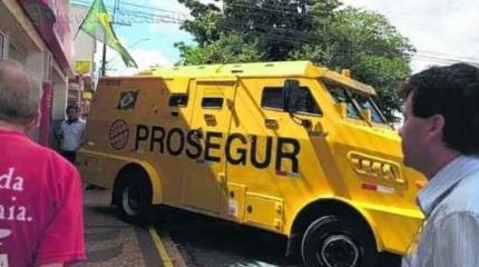 IRACEMÁPOLIS: seis homens invadiram o banco Bradesco às 11h dessa segunda-feira (6)