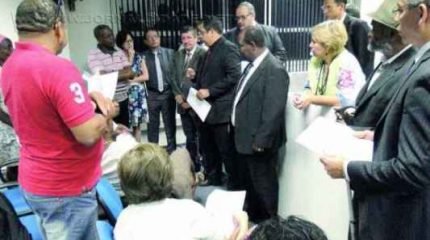 INTERROMPIDA: sessão ordinária chegou a ser interrompida para que vereadores prestassem esclarecimentos