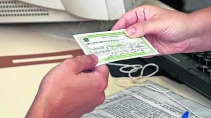 Os eleitores que não votaram e não justificaram a ausência devem comparecer ao cartório