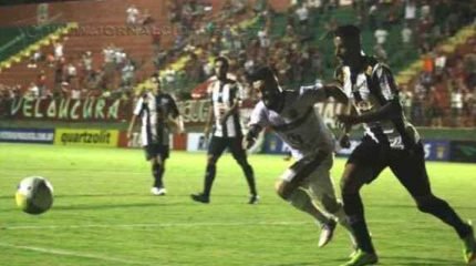 O Rubro-Verde dominou, criou as melhores chances, mas novamente faltou qualidade nas finalizações e sofreu o gol no final