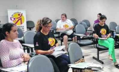 O coordenador pedagógico do curso, Jaime Leitão, e o jornalista do Grupo JC, Favari Filho, orientaram os trabalhos