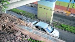 Nas redes sociais, motorista relata que teve o teto do carro apedrejado no pontilhão da 29