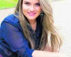 Com 16 anos de idade, Pâmela Sampaio de Assis venceu o concurso com 20% dos votos