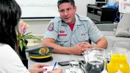 Durante a entrevista, o tenente Catelani teceu elogios aos trabalhos da Defesa Civil, comandada pelo diretor Danilo de Almeida