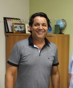 Rogério Pascon, prefeito de Santa Gertrudes, e o engenheiro Alencar José da Silva