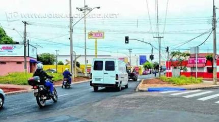 Semáforos já estão funcionando e, além disso, também foram implementadas mudanças no sentido do trânsito