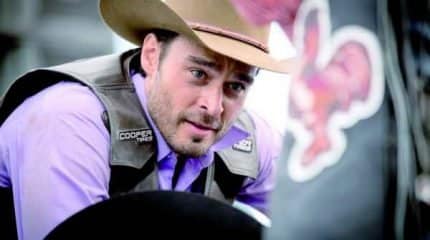 O ator Tiago Riani está no elenco de Uma Longa Jornada