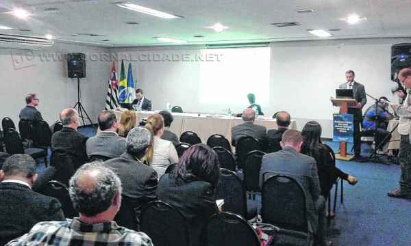 Sessão presencial da audiência pública para discutir com a sociedade a proposta de Revisão Tarifária foi feita em Rio Claro