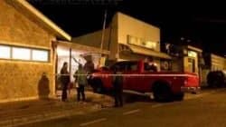 Condutor de caminhonete perdeu o controle e destruiu fachada de residência na Jacutinga