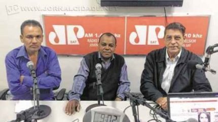 José Parecido Alves Martins (Veio do PTC), Tuzinho (PRB) e o ex-prefeito Lincoln Magalhães no último “Na Roça”