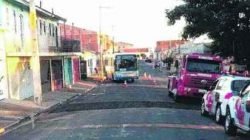 Foi necessário isolar a área. Bombeiros estiveram no local