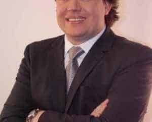 O especialista em Direito Previdenciário, Theodoro Vicente Agostinho (foto), disse ao Jornal Regional que em longo prazo “dificilmente os segurados irão chegar aos pontos previstos e terão que se aposentar pelo fator previdenciário”.