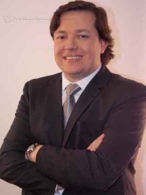 O especialista em Direito Previdenciário, Theodoro Vicente Agostinho (foto), disse ao Jornal Regional que em longo prazo “dificilmente os segurados irão chegar aos pontos previstos e terão que se aposentar pelo fator previdenciário”.