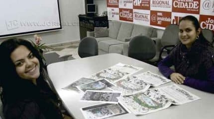A artista plástica Cinthia Cagnoni e a jornalista Vivian Guilherme analisam as capas