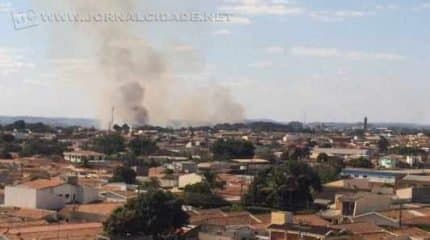 A fumaça da queimada foi vista em vários bairros da região norte