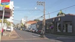 A população pode fazer solicitações de serviços na Ouvidoria do Município pelo telefone 3526-7145