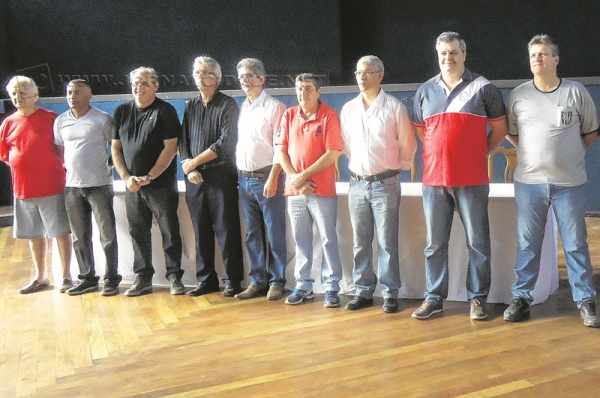 Foto de arquivo do retorno da Liga Municipal Rio-clarense de Futsal após 5 anos de inatividade no cenário esportivo 