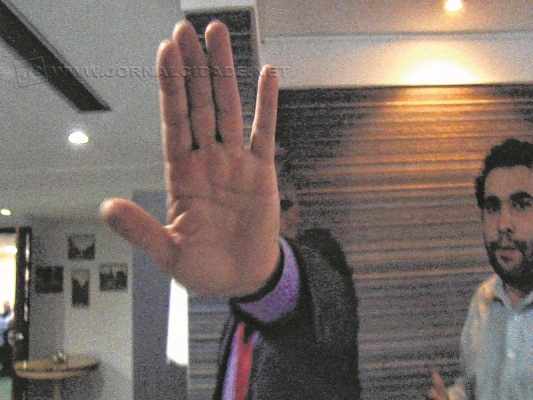 O assessor foi procurado pela Coluna, na tarde de sexta-feira (28), porém não quis gravar entrevista sobre o ocorrido
