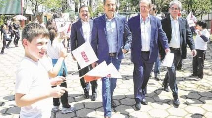 Paulo Skaf esteve em Rio Claro e participou de uma homenagem ao ex-atleta Pedro Kleiner