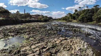 Rio Piracicaba registrou o menor nível do ano, com 86 centímetros, e voltou a assustar moradores a respeito da crise hídrica