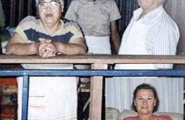 Eduardo Marino e sua esposa, acima; ao lado, a filha Fátima