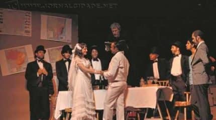 ESTÍMULO - Diretor de teatro, Cláudio Lopes, pretende criar, com a realização dos cursos, novos grupos dentro da associação