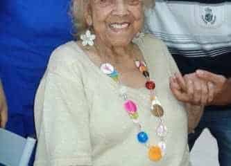 Dona Floriza Stein foi presença de destaque no desfile das escolas de samba de Rio Claro