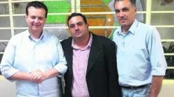 O presidente do PSD, Rogério Marchetti, ao lado do ministro Kassab e do presidente do PSD, Guilherme Campos