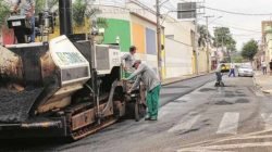 O trabalho de revitalização do asfalto na cidade teve início pela Avenida 5; outros trechos, como a Avenida 11, da Rua 1 até a Rua 6, também serão recapeados