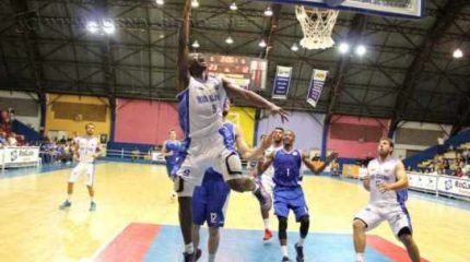 Gui Deodato foi o cestinha com 35 pontos, mas Pinheiros, com melhor aproveitamento coletivo, virou, venceu e empatou a série