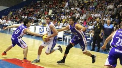 O ala Dedé Stefanelli, do Rio Claro Basquete, foi o cestinha da partida com 25 pontos (Foto: Arquivo JC)