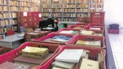 Livros, mais de 16 mil títulos, que vieram armazenados em 262 caixas e que foram doadas por João de Scantimburgo