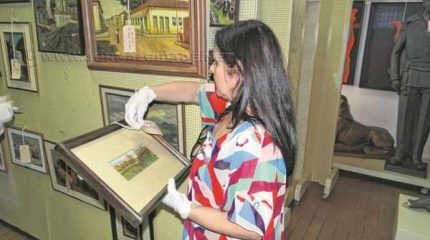 A exposição “De tempo a tempo”, que será aberta nesta terça-feira (29), terá sala sensorial para o público de baixa visão e pessoas com deficiência