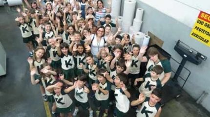 Alunos visitaram a gráfica do Grupo JC