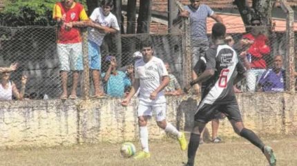 Único time invicto, o time da AE Pisos Nice terá vantagem no confronto contra o UPU FC (foto arquivo)