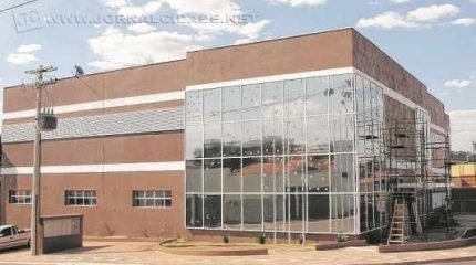 Foto de arquivo da nova sede do Legislativo gertrudense, que está sendo construída em Santa Gertrudes