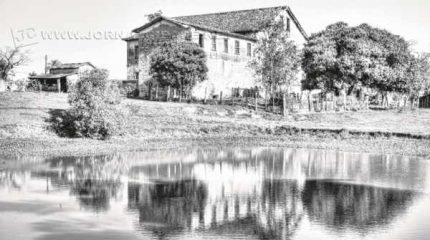 São mais de 80 fotografias que ficarão em exposição; as imagens foram feitas em locais que são referências na cidade