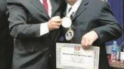 Taylor Lima esteve na Assembleia Legislativa do Estado de São Paulo no último dia 28 para receber diploma de Homenagem Esportiva 2015