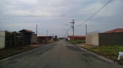Moradores do bairro Parque Flórida estão reclamando da falta de serviços básicos. Bairro pertençe a Rio Claro mas os moradores usam os serviços de Santa Gertrudes