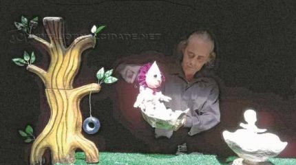 Espetáculo conta um momento da infância de Gergelim narrado pelo protagonista adulto