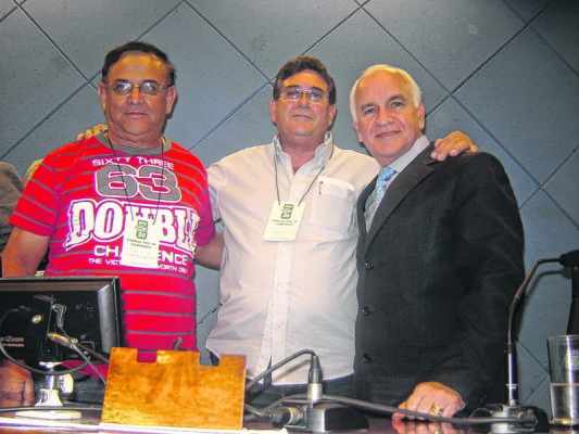 O vice-presidente do PSC, Pedro Leite, o presidente Valdir Duarte e o secretário nacional, Gilberto Nascimento