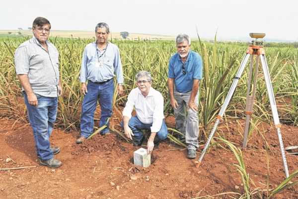 O prefeito Du Altimari tem acompanhado as tramitações e feito os encaminhamentos acerca do aeroporto desde 2012