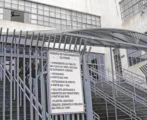 Jurados absolvem mãe e filha em tribunal que aconteceu no Fórum de RC nessa quinta (15)