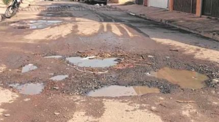 Leitor do JC encaminha foto mostrando a situação da Rua M-22-A, no bairro Jardim Progresso