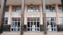 Mas, afinal, o que precisa ser feito para que a cidade ultrapasse o momento de crise? Atrasos no pagamento de fornecedores e aluguéis são mencionados nos bastidores