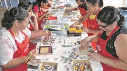 Mulheres de Santa Gertrudes participam do projeto criado pelo Sesi e que recebe apoio da Aspacer, prefeitura e empresas